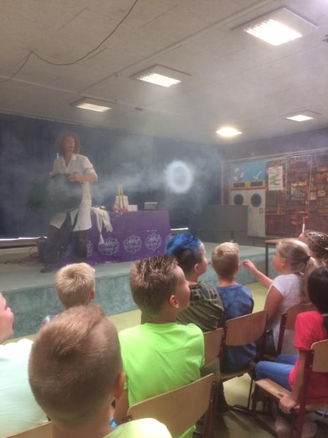 Mad Science-show was op De Vaart